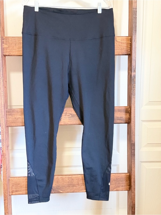 Nike Pants - Nike Dri-Fit Black Leggings with Mesh Side Panel